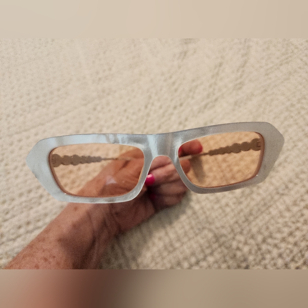 Gucci Style #GG0642S Mother Of Pearl Style Sunglasses Silver Gemstone Frame $565 - Picture 5 of 14